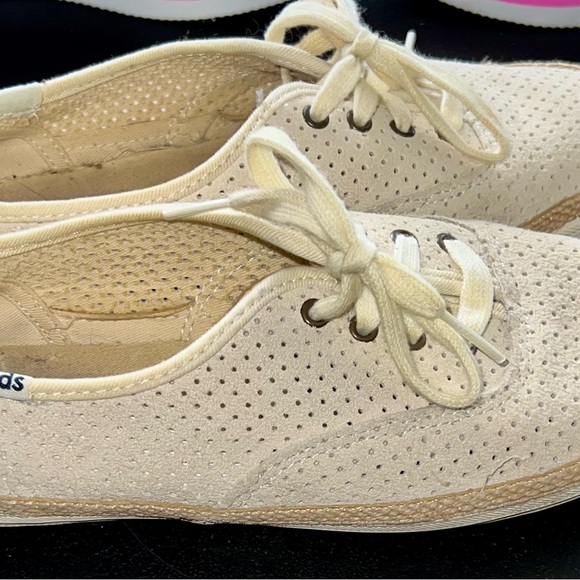 KEDS low tops, in great condition, size 6 - Picture 2 of 2